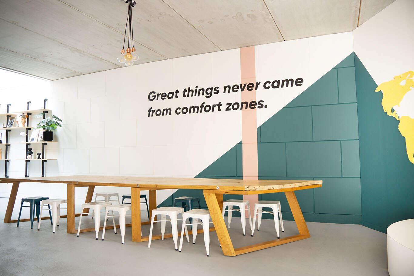 we are MOSO – YTA- Lunchruimte Lunchruimte inrichting voor zakelijkproject, bouwbegeleiding, productlevering en belettering.