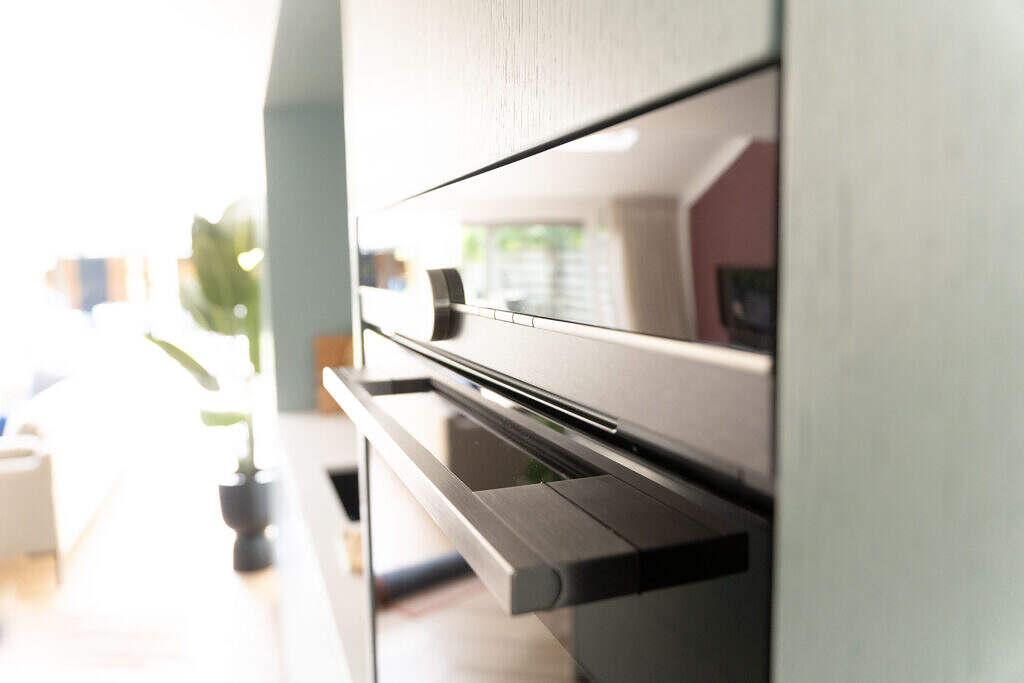 we are MOSO – Hoogland – Keuken detail 3 Keuken op maat laten ontwerpen door een interieurontwerper uit Gouda en Moordrecht.